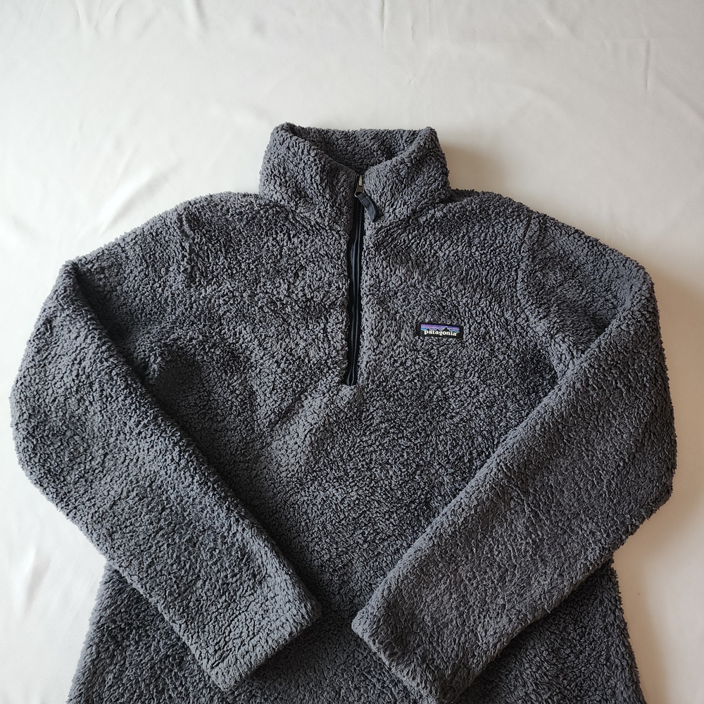 Patagonia Women's Charcoal Zip-Up Sweater